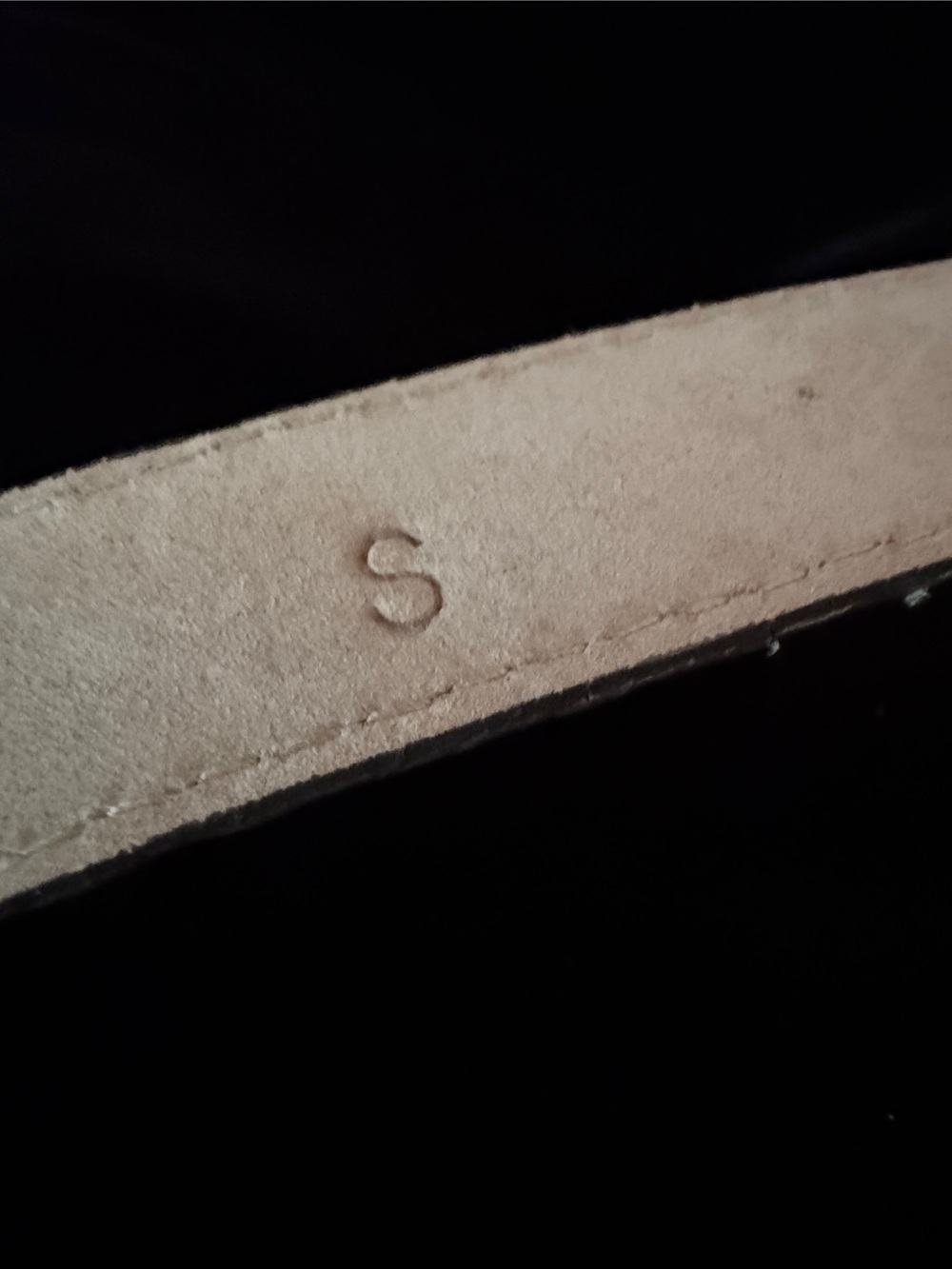 CARLISLE Leather & Python Patterned Belt - Picture 4 of 5